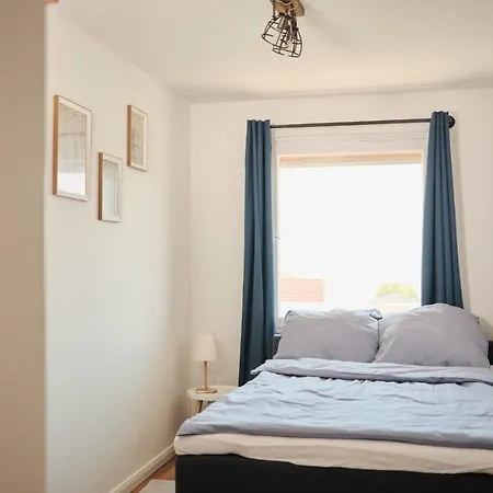 شقة Seeblick - 4-zimmer Mit 3 Schlafzimmer *